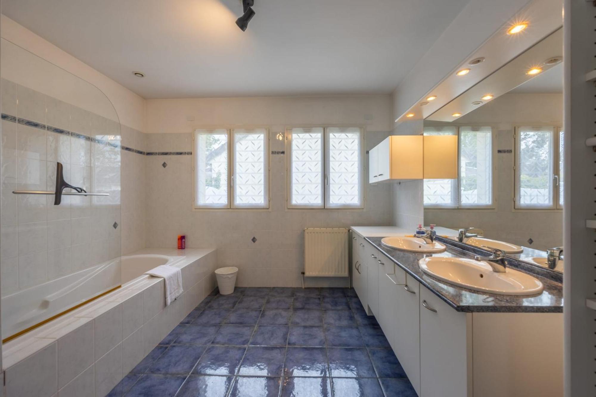 Le Nest Quiet House In City Center Байо Екстериор снимка